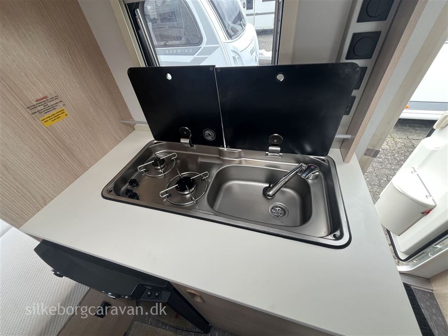 Adria Aviva 400 PS